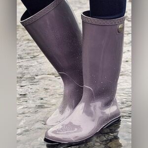 UGG Short Grey Rain Boots 8
